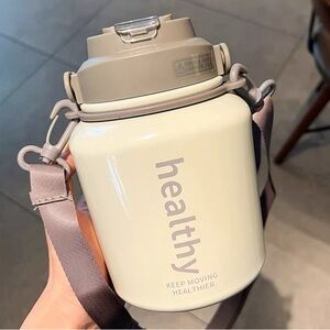 Beige Stainless Steel Tumbler Insulation Cup with Strap (1000 ml/ 33.8oz)